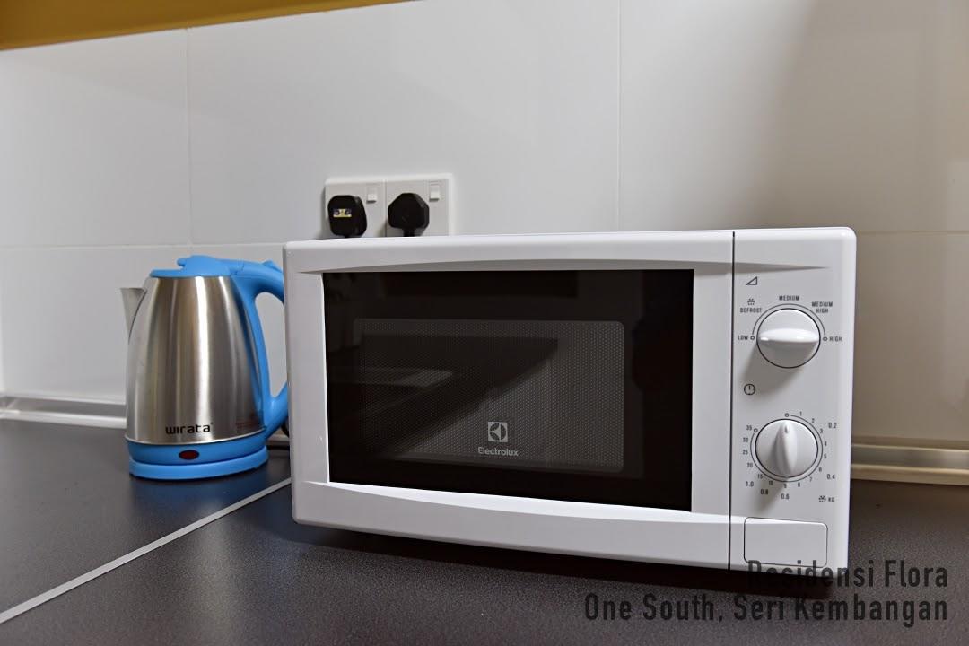 スリ・カンバンガンResidensi Floraアパートメント エクステリア 写真
