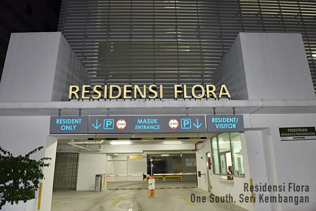 スリ・カンバンガンResidensi Floraアパートメント エクステリア 写真